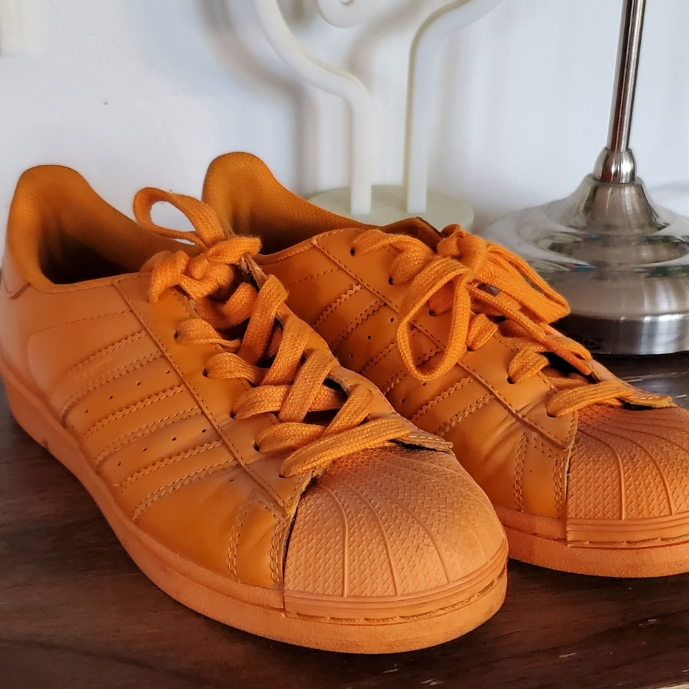 Adidas x Pharrell superstar supercolor, women's size 9 - Picture 1 of 5